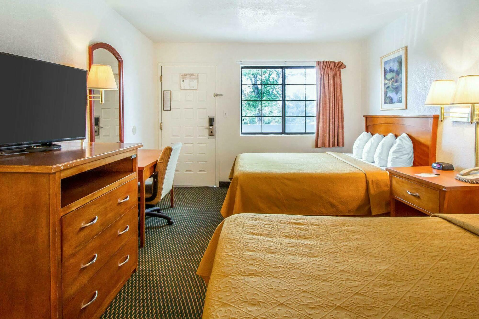 Quality Inn Flagstaff East I-40 Kültér fotó