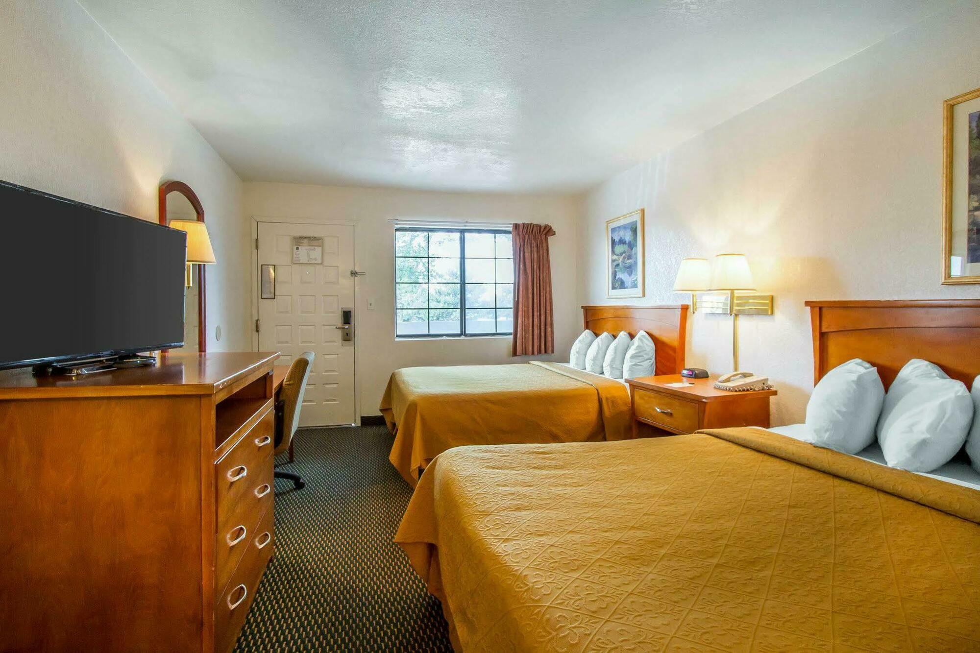 Quality Inn Flagstaff East I-40 Kültér fotó